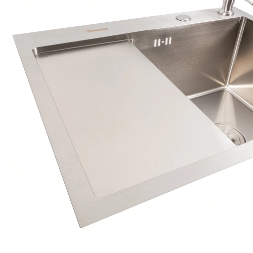 Kitchen sink CM 58*48 R stainless steel VALESO Handmade (round siphon 3.0/1.0) - Фото № 3