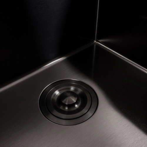 Кухонная мойка 45*45 Valeso Handmade PVD черная (сифон круглый 3,0/0,8) - Фото № 4