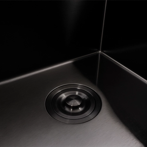 Кухонная мойка PVD черная 44*44 VALESO Handmade монтаж под столешницу (3.0/0.8) - Фото № 4
